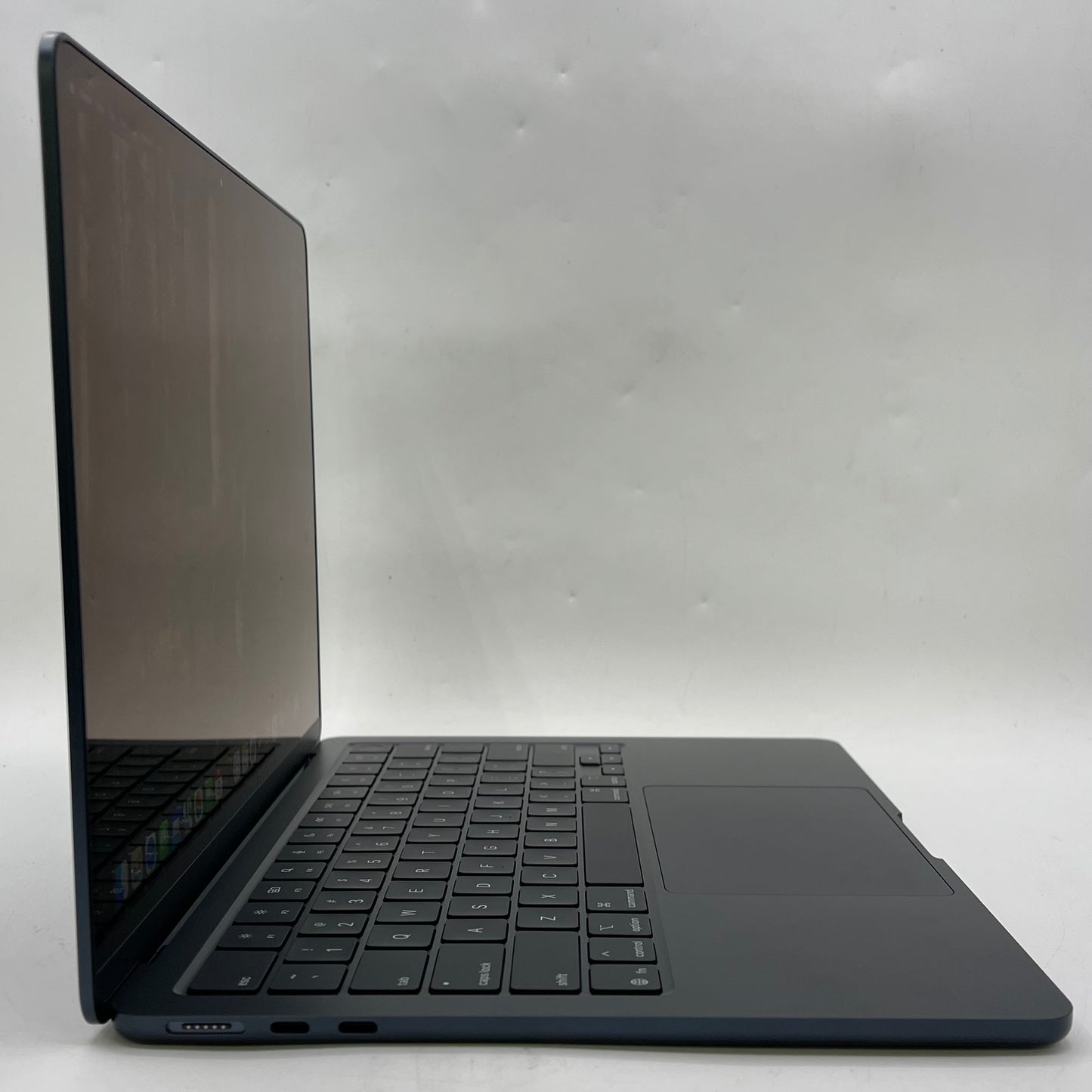 2025 Apple MacBook Air 13.6" M4 8C GPU 4.5GHz 16GB RAM 256GB SSD A3240
