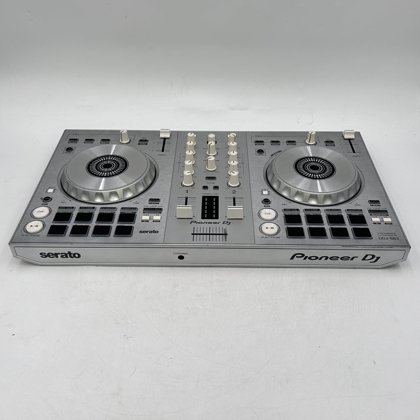 Pioneer DJ DDJ-SB3 2-Channel DJ controller Read