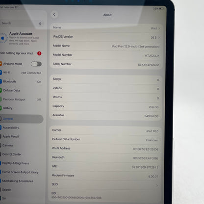 Unlocked Apple iPad Pro 12.9" 3rd Gen 256GB Space Gray MTJ02LL/A