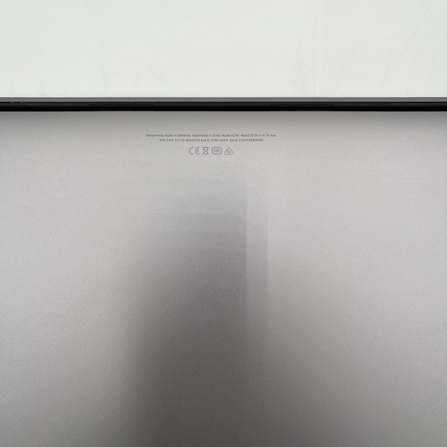 2019 Apple MacBook Pro 16" i9 2.3GHz 16GB RAM 1TB Silver A2141 Radeon Pro 5500M