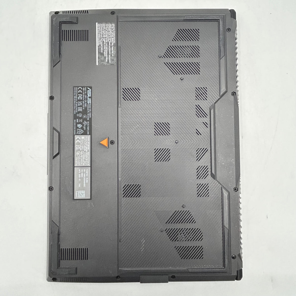 Asus TUF A16 FA607N 16" Ryzen 5 7535HS 3.3GHz 16GB RAM 1TB SSD GeForce RTX 4050