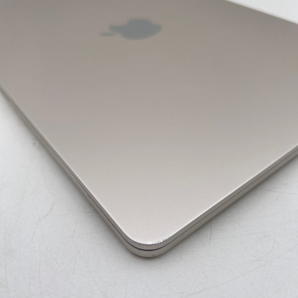 2022 Apple MacBook Air 13.6" M2 8C GPU 3.5GHz 8GB RAM 512GB SSD MLY23LL/A Read