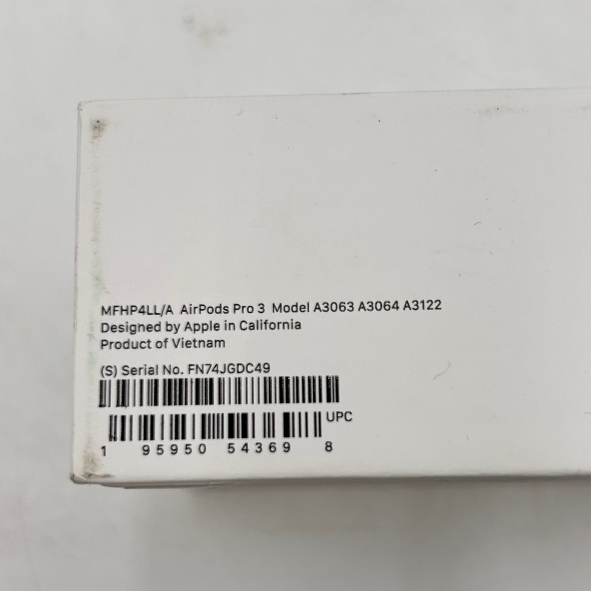 New Apple AirPods Pro 3rd Gen with MagSafe Charging Case MFHP4LL/A