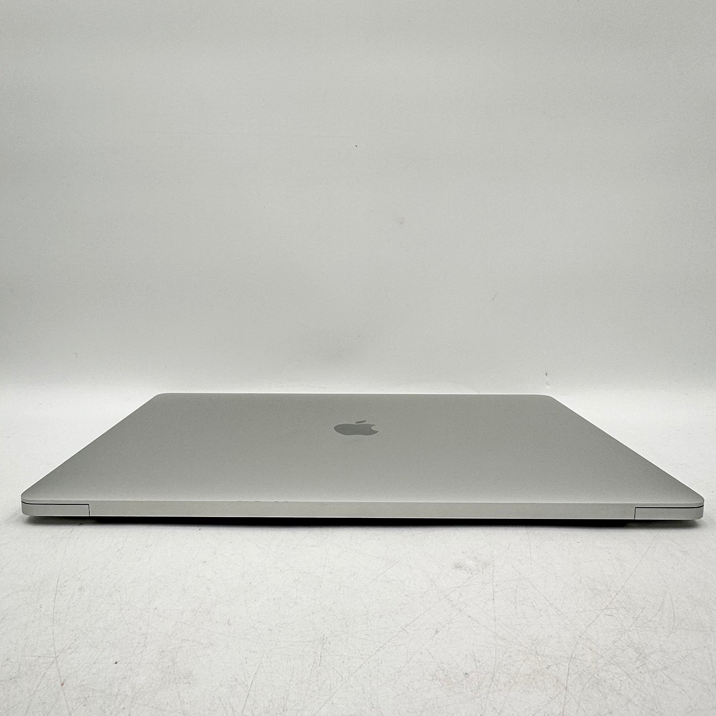 2019 Apple MacBook Pro 16" i7-9750H 2.6GHz 16GB RAM 512GB SSD Silver A2141