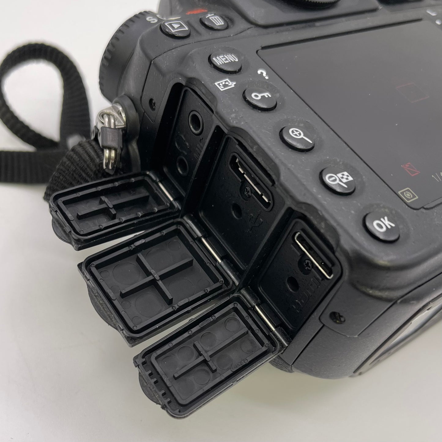 Nikon D810 36.3 Digital SLR DSLR Camera