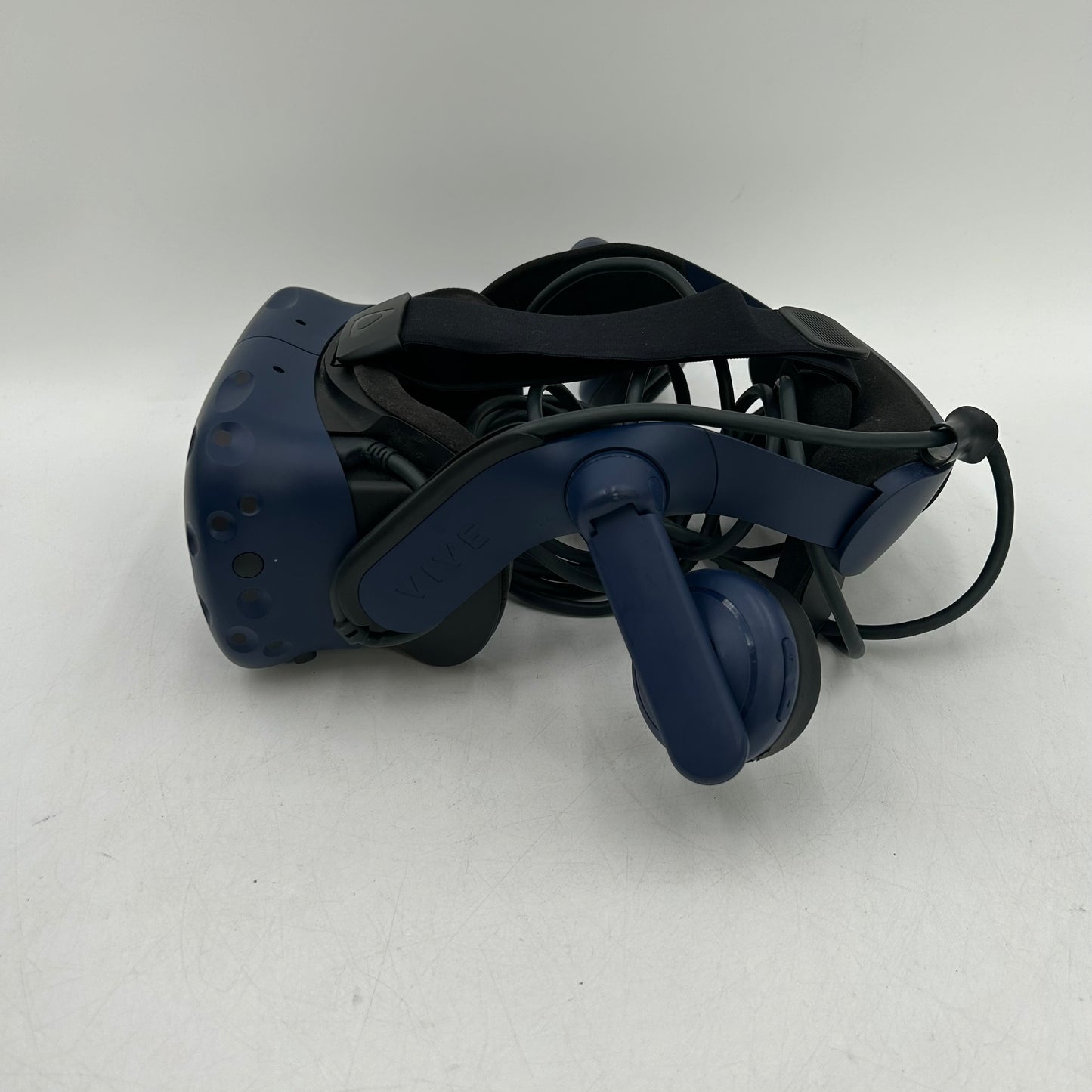 HTC Vive Pro Virtual Reality Headset