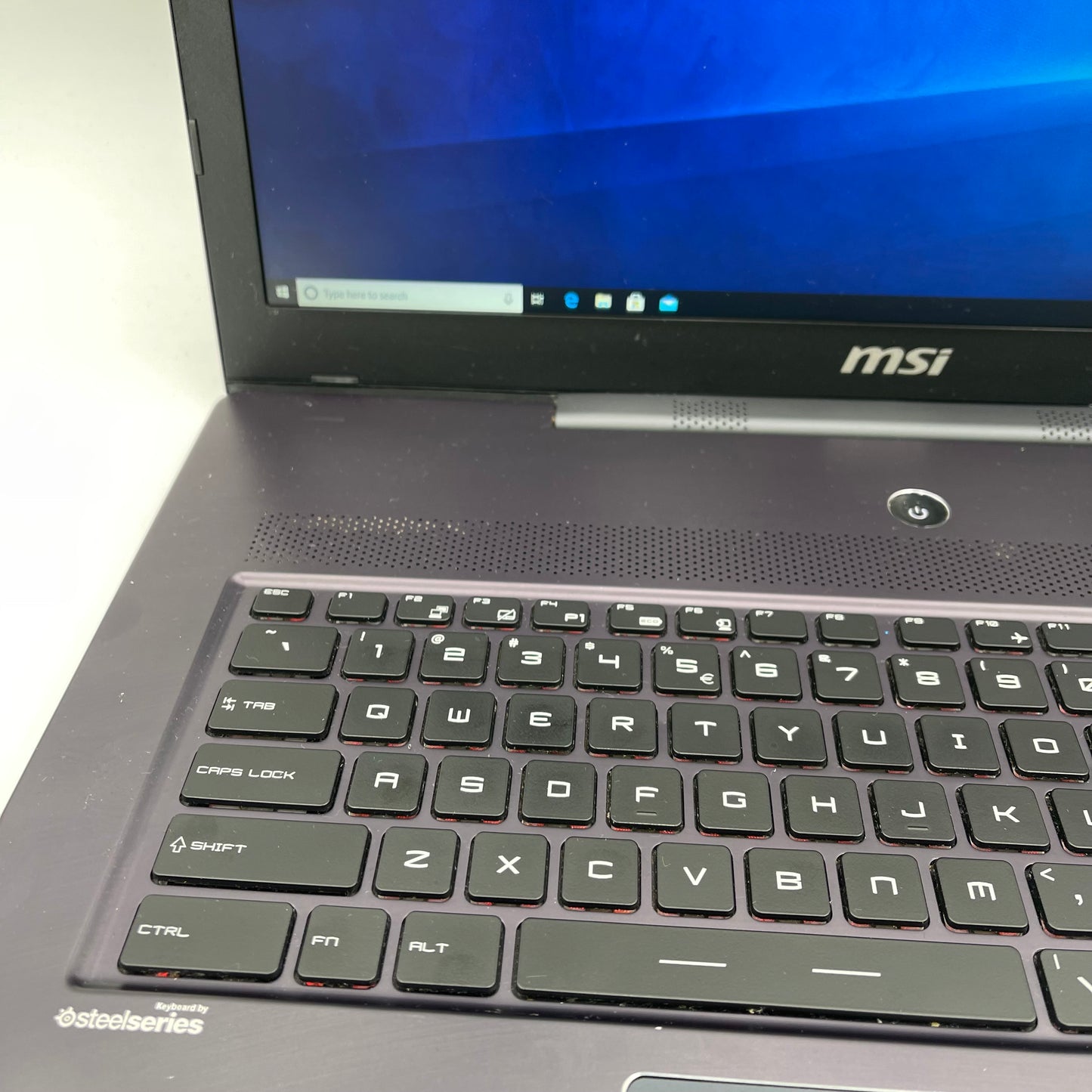 Broken MSI MS-1771 i7-4700HQ 2.4GHz 16GB RAM 128GB SSD 750GB HDD GTX 765M Bad Battery