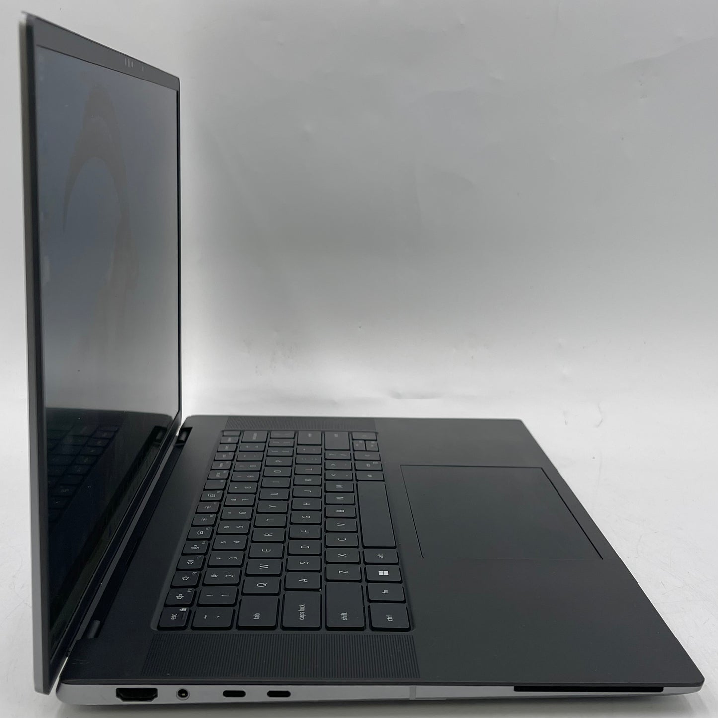 Dell Precision 5680 16" i9-13900H 2.6GHz 32GB RAM 1TB SSD RTX 2000 Ada