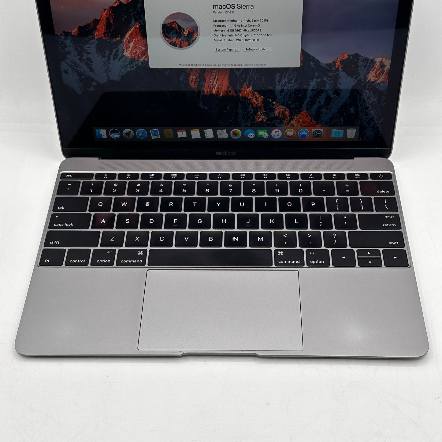 2016 Apple MacBook 13" intel Core m3 1.1GHz 8GB RAM 256GB Flash Storage Space