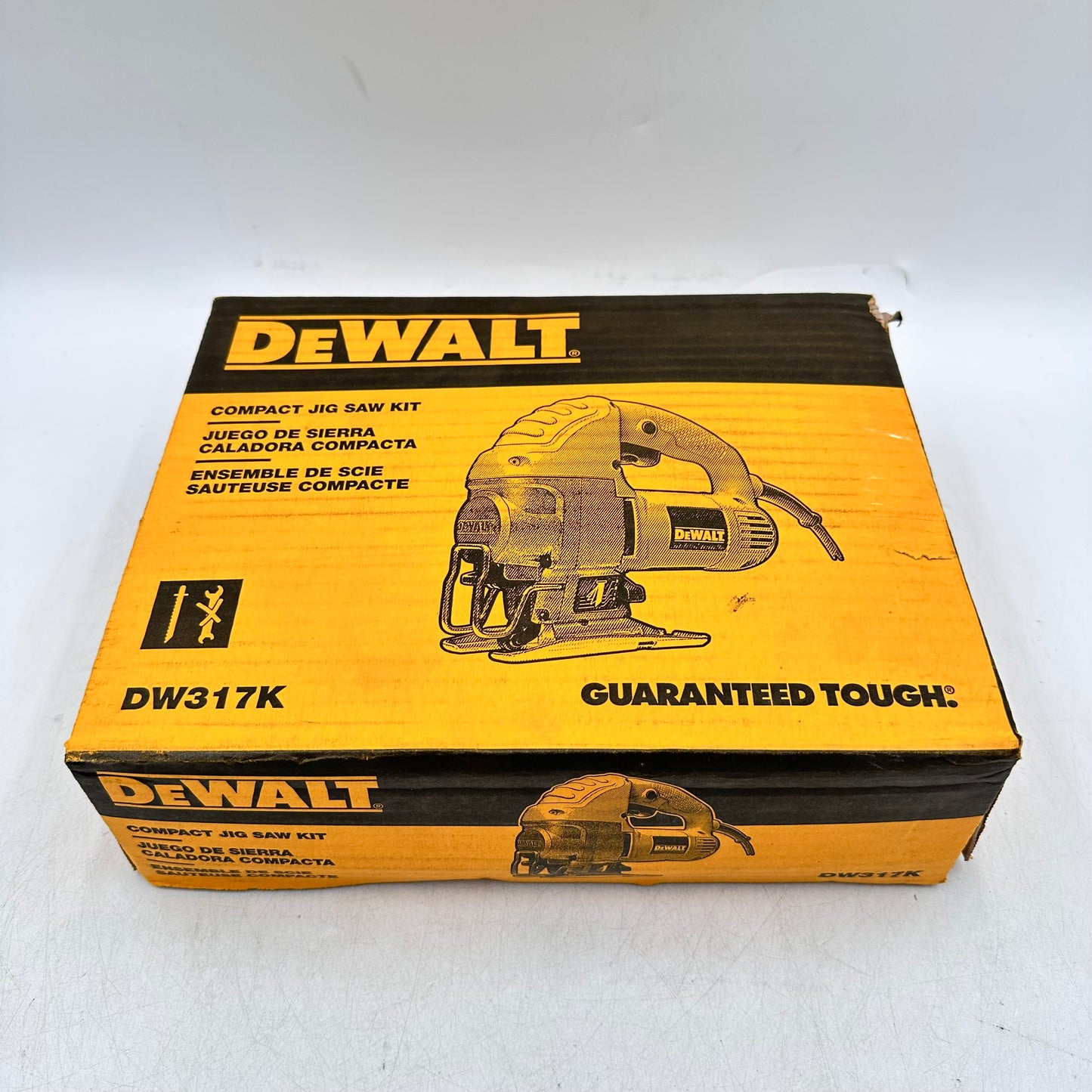 New DeWalt DW317K 120V AC 5.5 Amp Motor Compact Jig Saw Kit