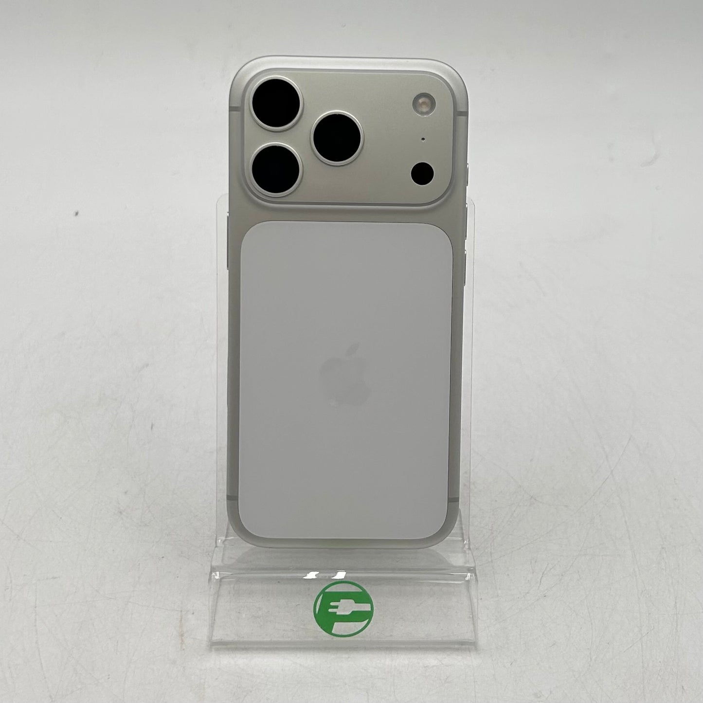 Factory Unlocked Apple iPhone 17 Pro 256GB Silver MG7K4LL/A