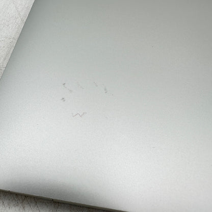2020 Apple MacBook Pro 13.3" M1 8C GPU 3.2GHz 8GB RAM 256GB SSD READ