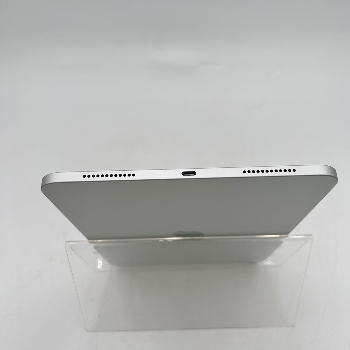 WiFi Only Apple iPad 11" (A16) 128GB Silver MD3Y4LL/A