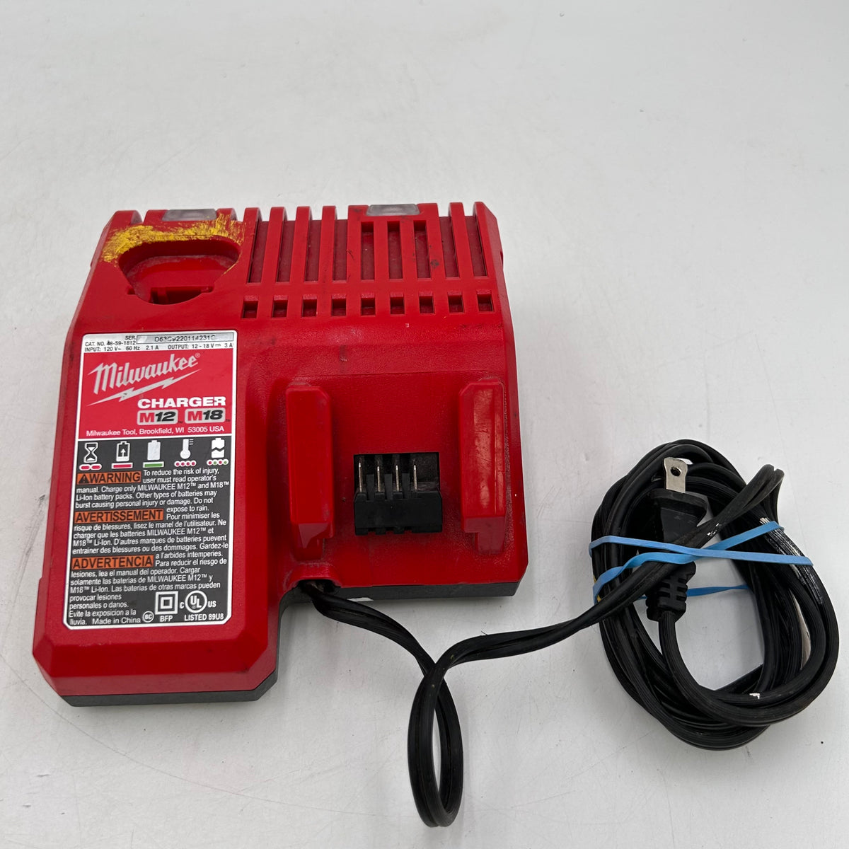 Milwaukee 48-59-1812 M12 & M18 Multi-Voltage Charger