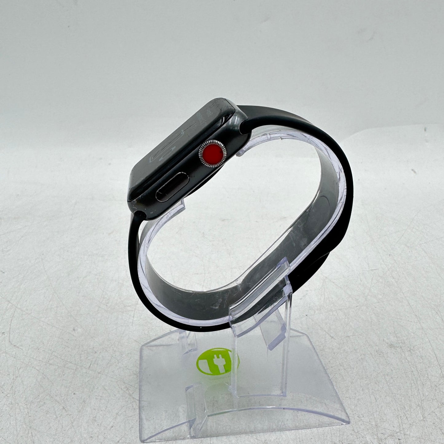 Broken Unlocked Apple Watch Series 3 42MM Aluminum A1861 READ