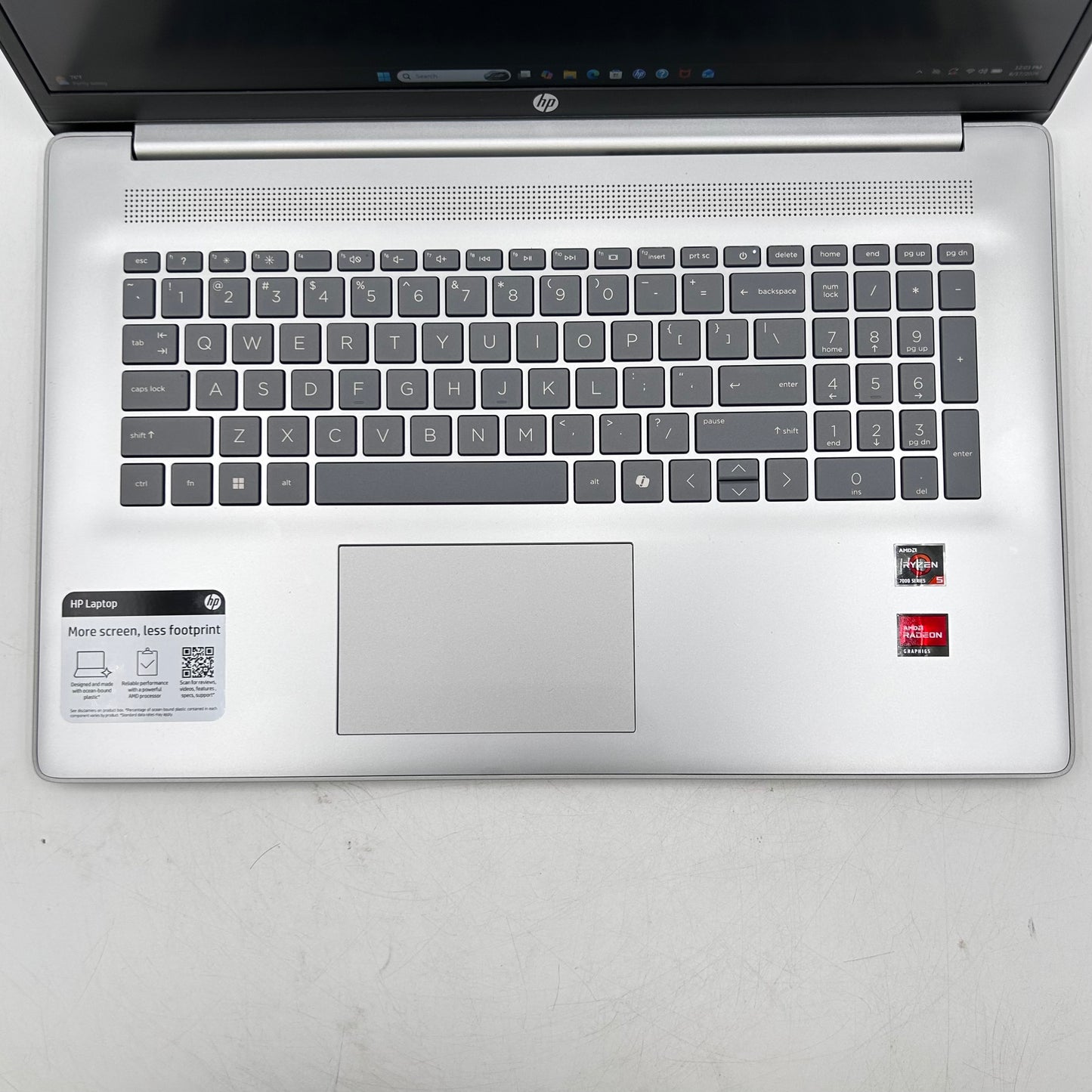 HP Laptop 17-CP2025DX 17" Ryzen 5 7520U 2.8GHz 8GB RAM 512GB SSD
