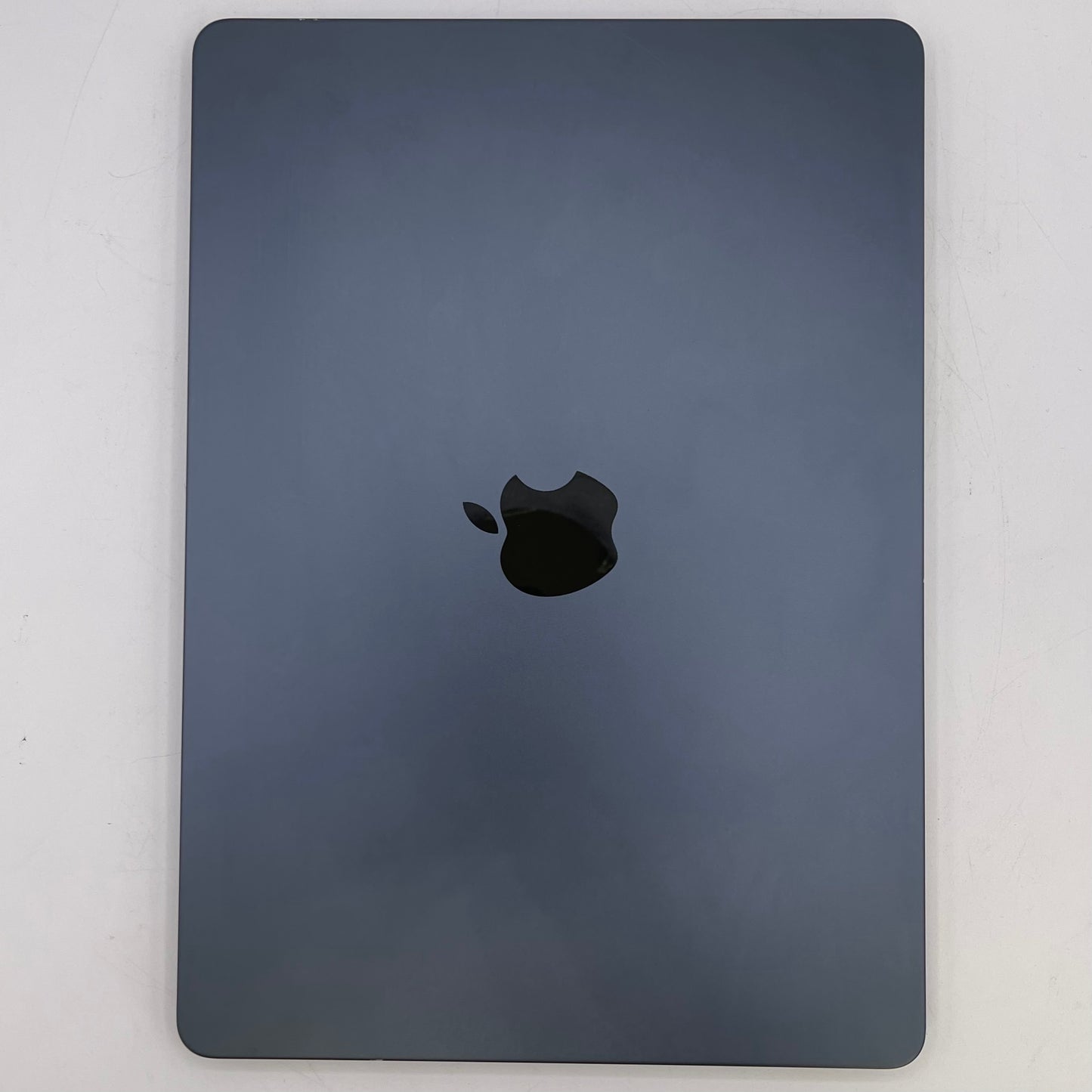 2024 Apple MacBook Air 13.6" M3 8C GPU 16GB RAM 256GB SSD A3113