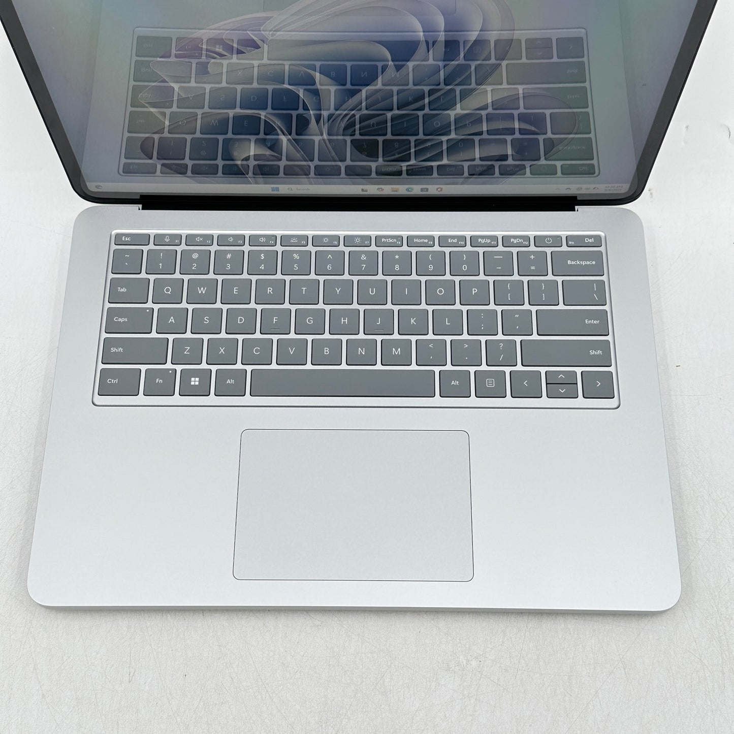 Microsoft Surface Laptop Studio 2 2029 i7-13700H 2.9GHz 32GB RAM 1TB SSD RTX4050