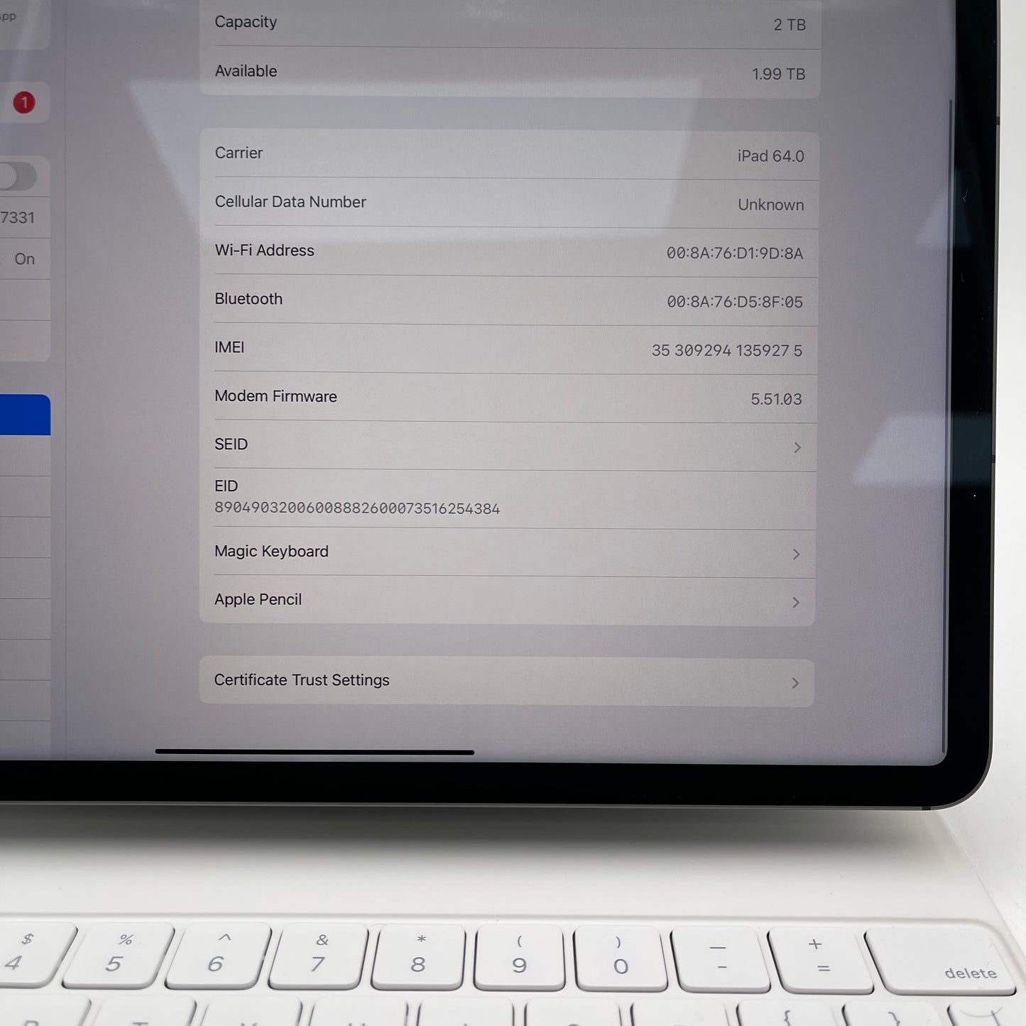 Unlocked Apple iPad Pro 12.9" 5th Gen 2TB Silver NHP43LL/A w/ Pencil & Keyboard