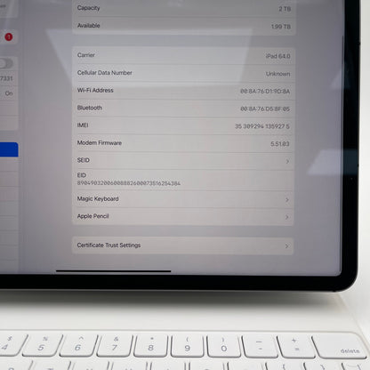 Unlocked Apple iPad Pro 12.9" 5th Gen 2TB Silver NHP43LL/A w/ Pencil & Keyboard