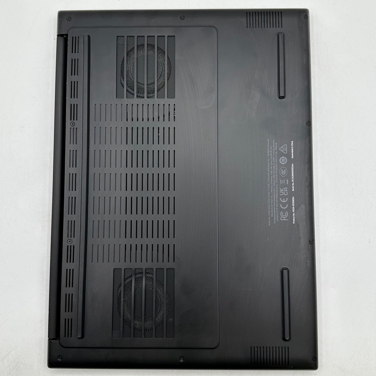 Razer Blade 14 Ryzen AI 9 365 2.0GHz 64GB RAM 2TB SSD GeForce RTX 5070