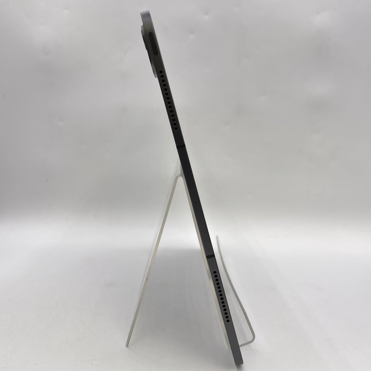 WiFi Only Apple iPad Pro 13" M5 256GB Space Black ME7W4LL/A