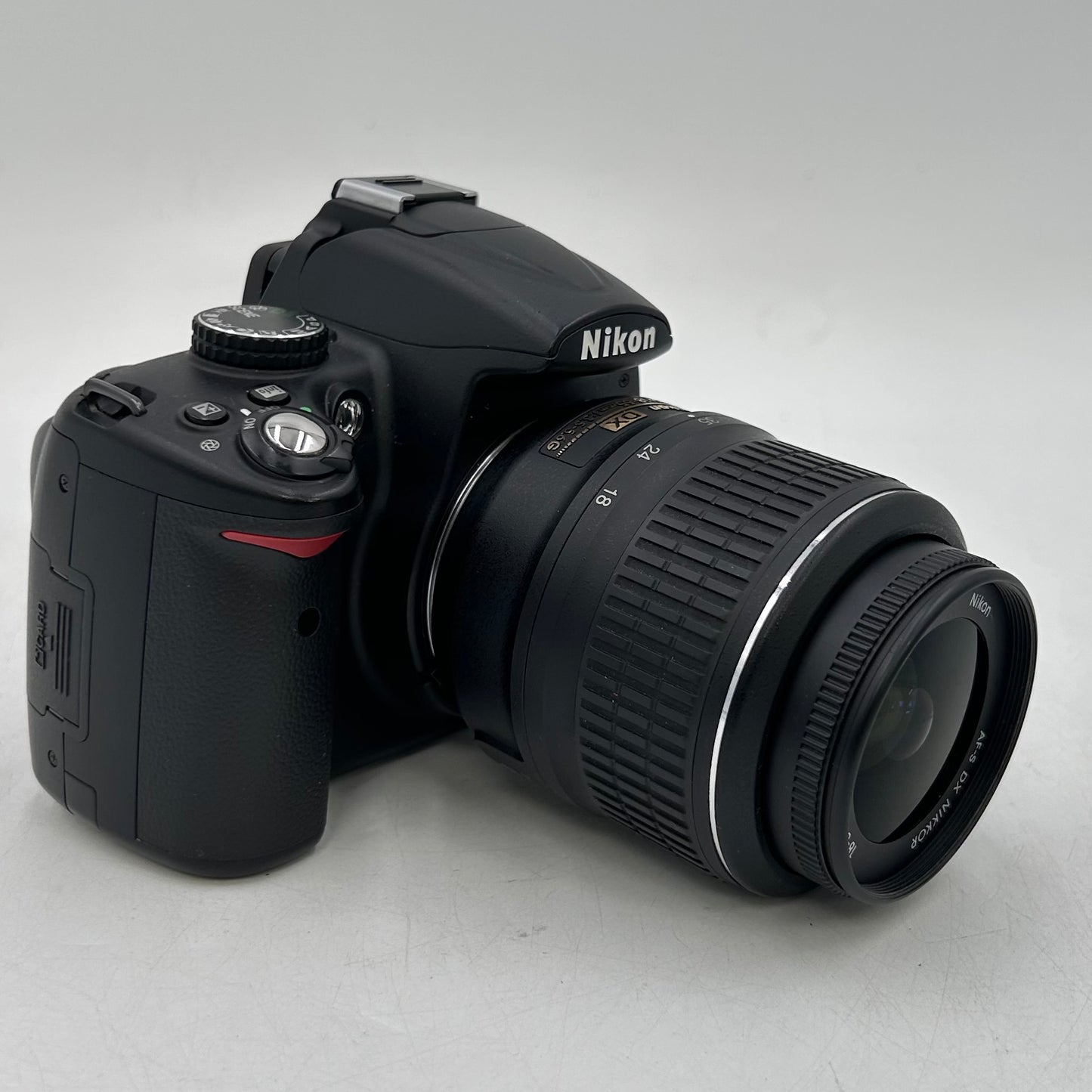 Nikon D5000 13.3MP Digital SLR DSLR Camera w/ Nikkor 18-55mm lens