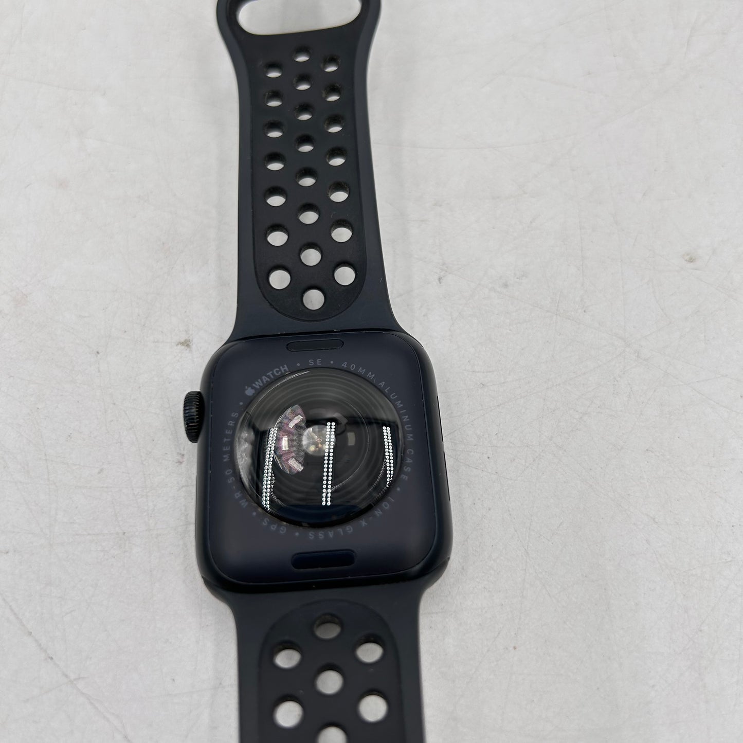 GPS Only Apple Watch SE 2nd Gen 40MM Midnight Aluminum Nike Sport Band MNT73LL/A