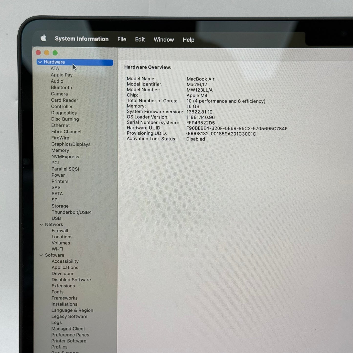 2025 Apple MacBook Air 13" M4 8C GPU 4.5GHz 16GB RAM 256GB SSD A3240