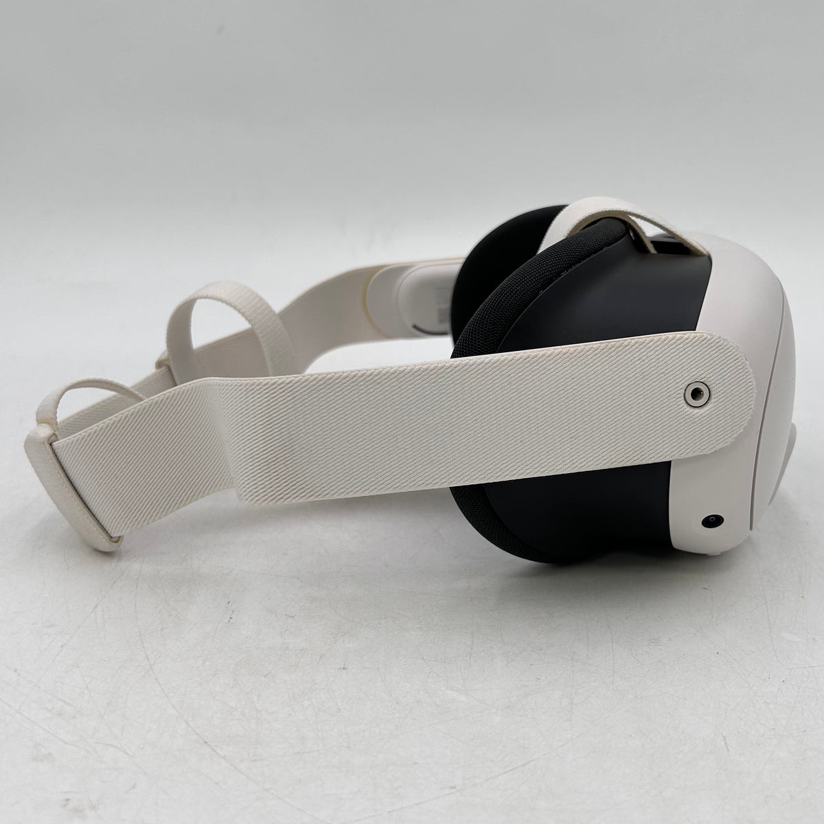 Meta Quest 3 128GB Standalone All-in-One VR Headset S3A
