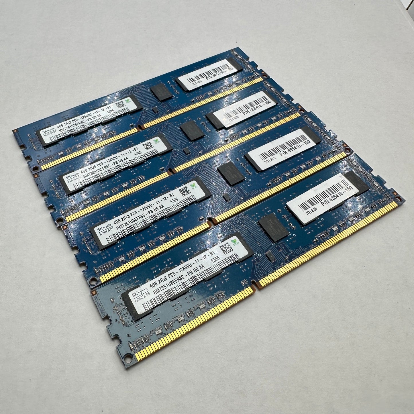 SK Hynix 16GB (4×4GB) RAM DDR3 SDRAM PC3-12800U 11-12-B1 HMT351U6EFR8C