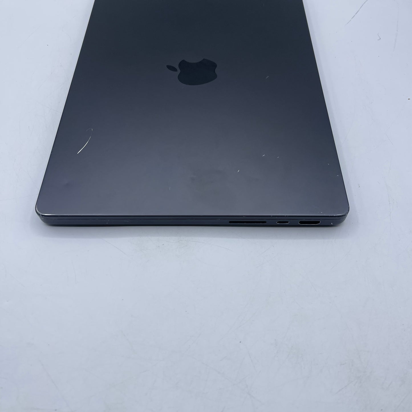 2023 Apple MacBook Pro 14" M3 Pro 14C GPU 4.0GHz 18GB RAM 512GB SSD A2992