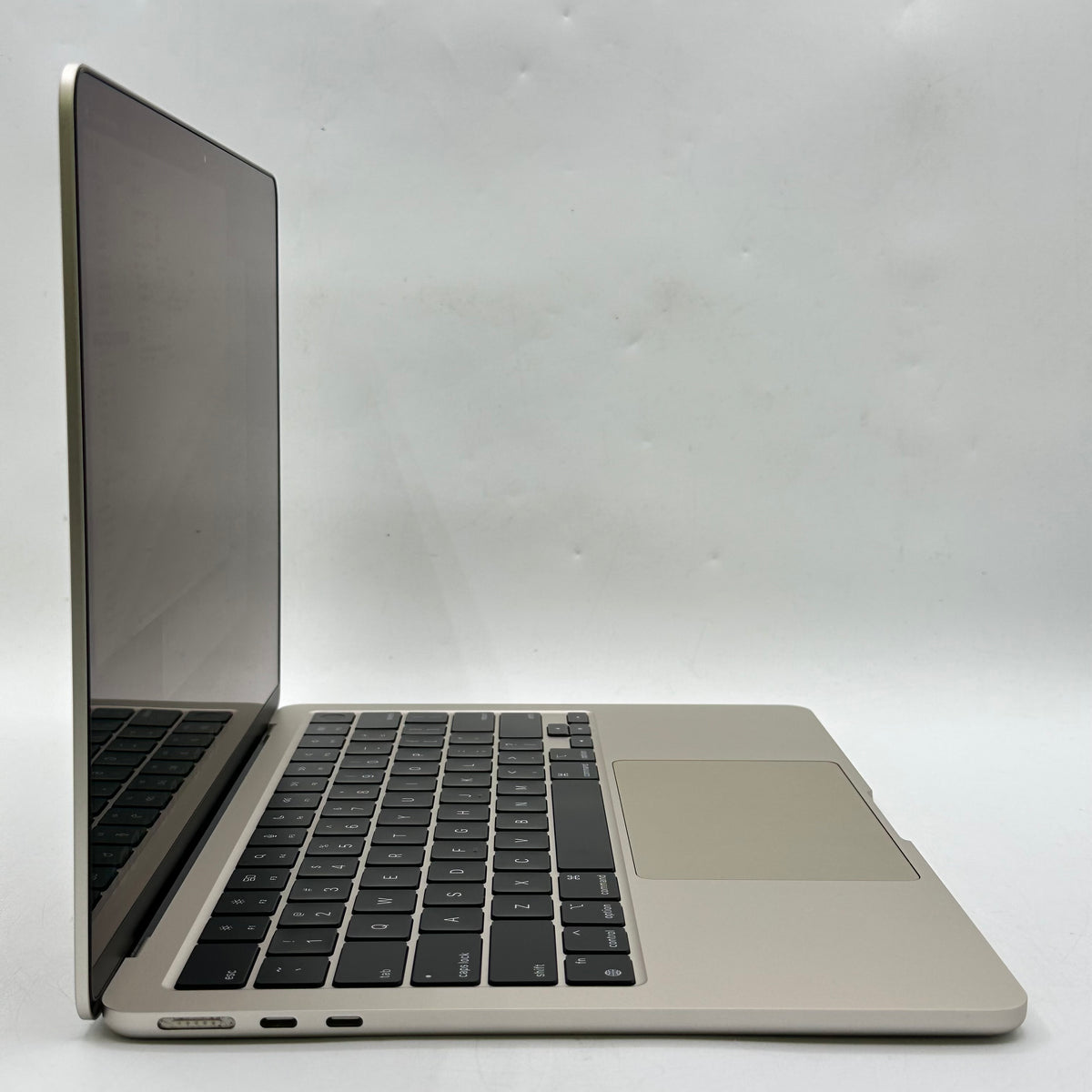 2022 Apple MacBook Air 13.6" M2 8C GPU 3.5GHz 8GB RAM 256GB SSD A2681