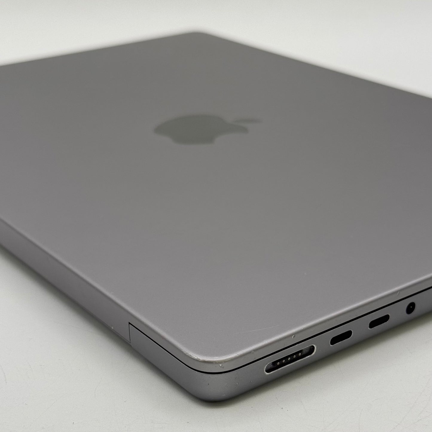 2023 Apple MacBook Pro 14" M2 Pro 19C GPU 3.5GHz 32GB RAM 1TB SSD A2779
