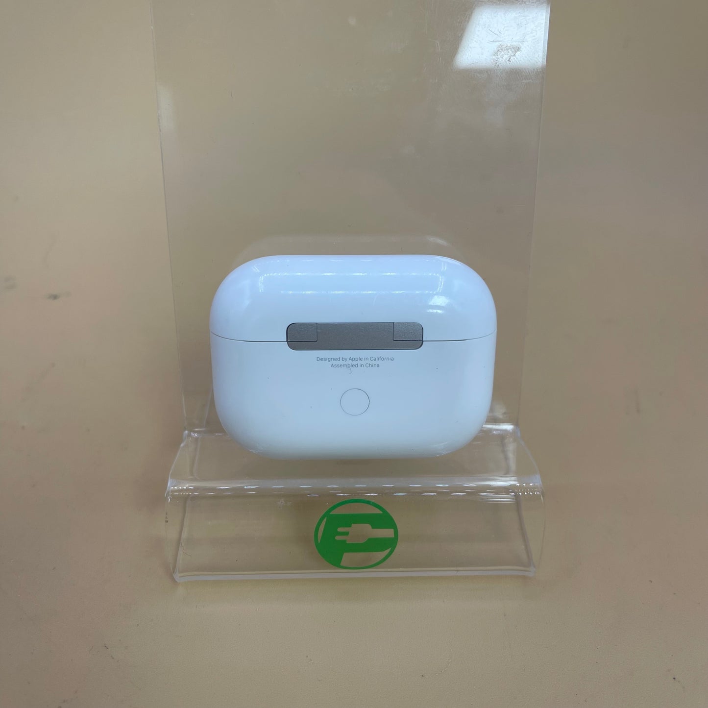 Apple AirPods Pro 1st Gen with Charging Case A2083 A2084 A2190 MWP22AM/A