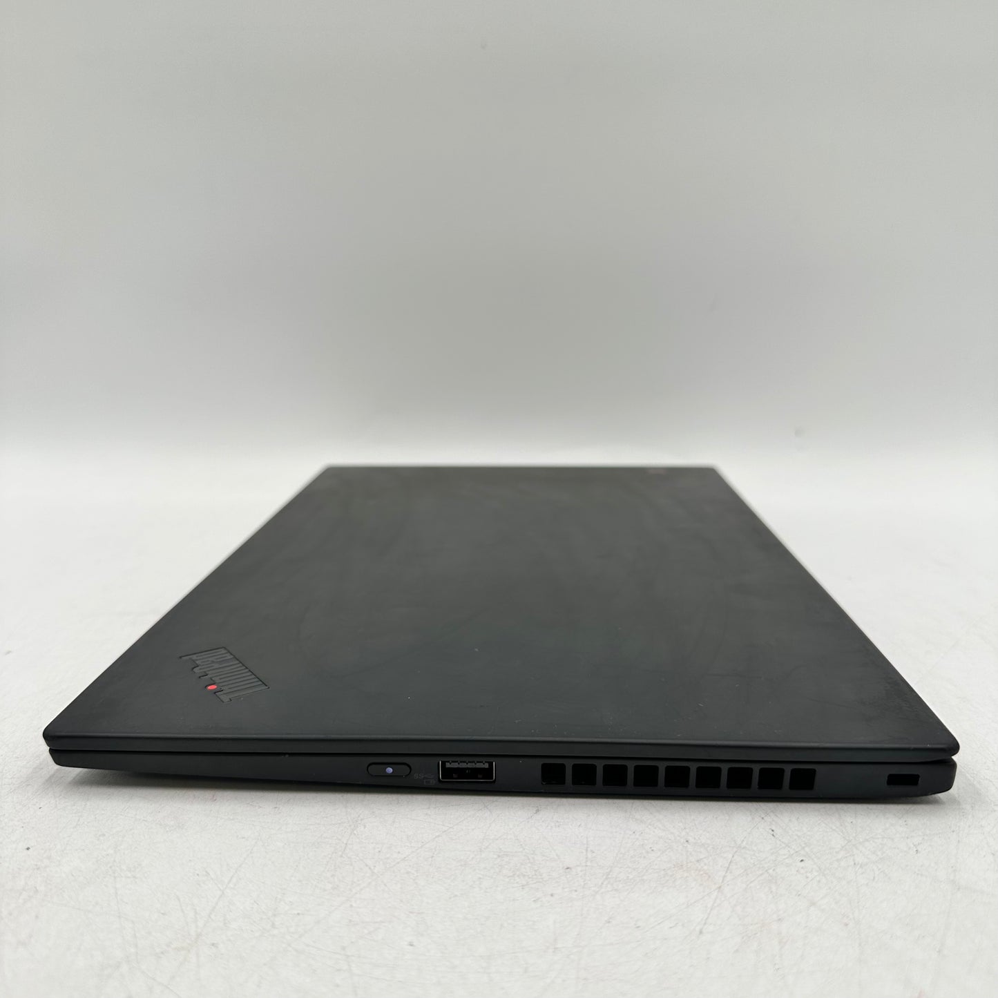 Lenovo ThinkPad X1 Carbon 7th Gen 20QD 14" i5-8265U 1.6GHz 8GB RAM 256GB SSD