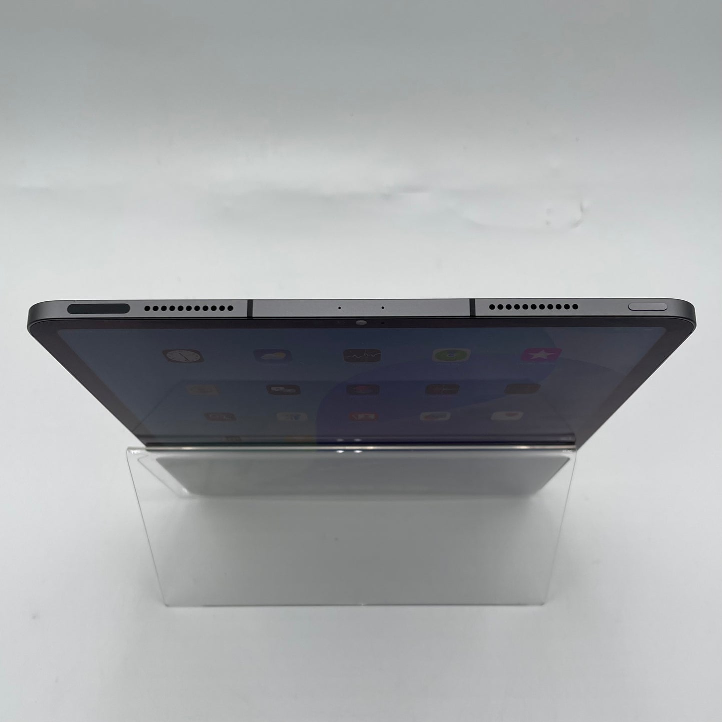 Unlocked Apple iPad Pro 12.9" 5th Gen 2TB Silver NHP43LL/A w/ Pencil & Keyboard