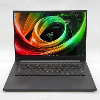 Razer Blade 14 RZ09-0530 14" Ryzen AI 9 365 64GB RAM 2TB SSD GeForce RTX 5070