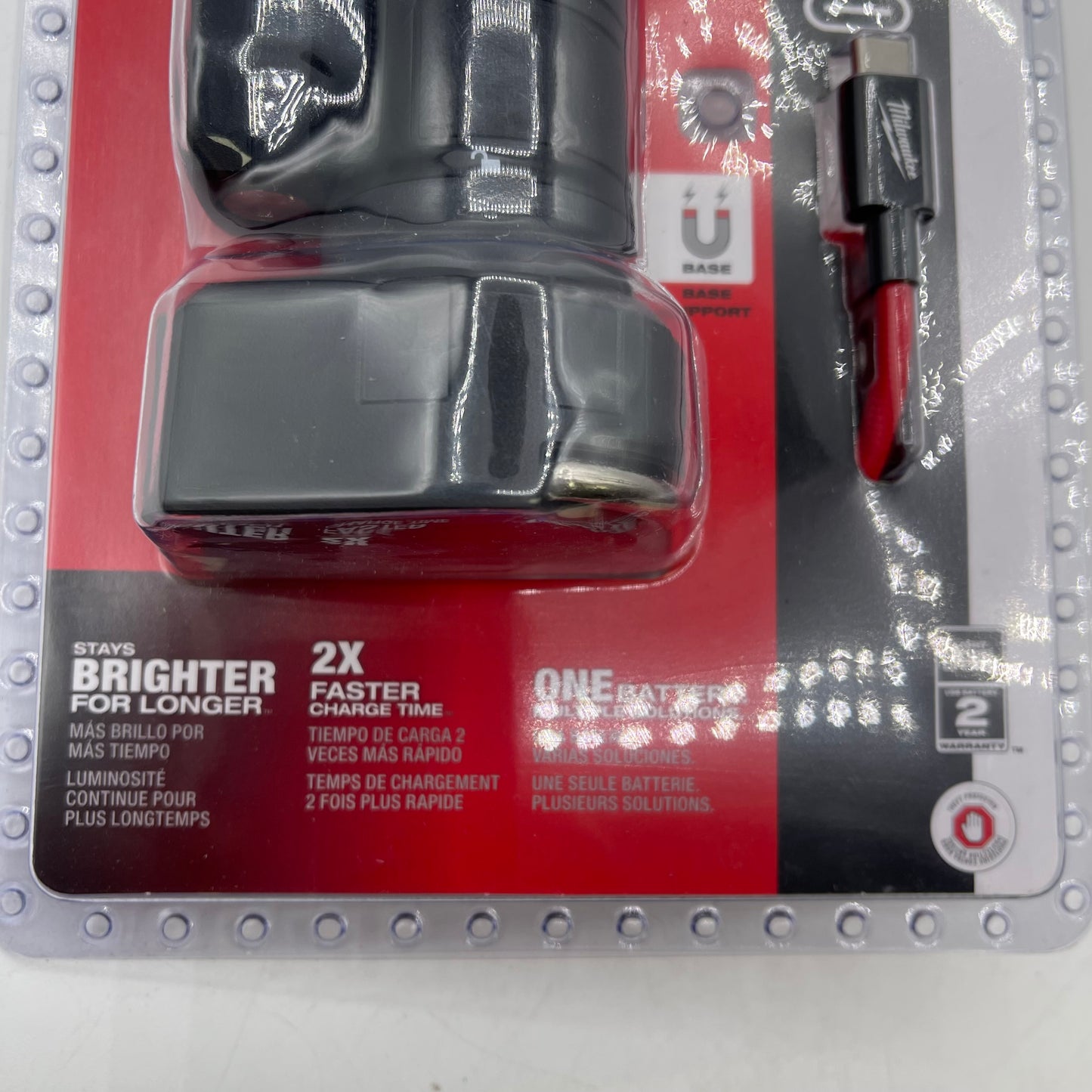 New Milwaukee 2128-21 RedLithium USB 550L Stick Light with Magnet