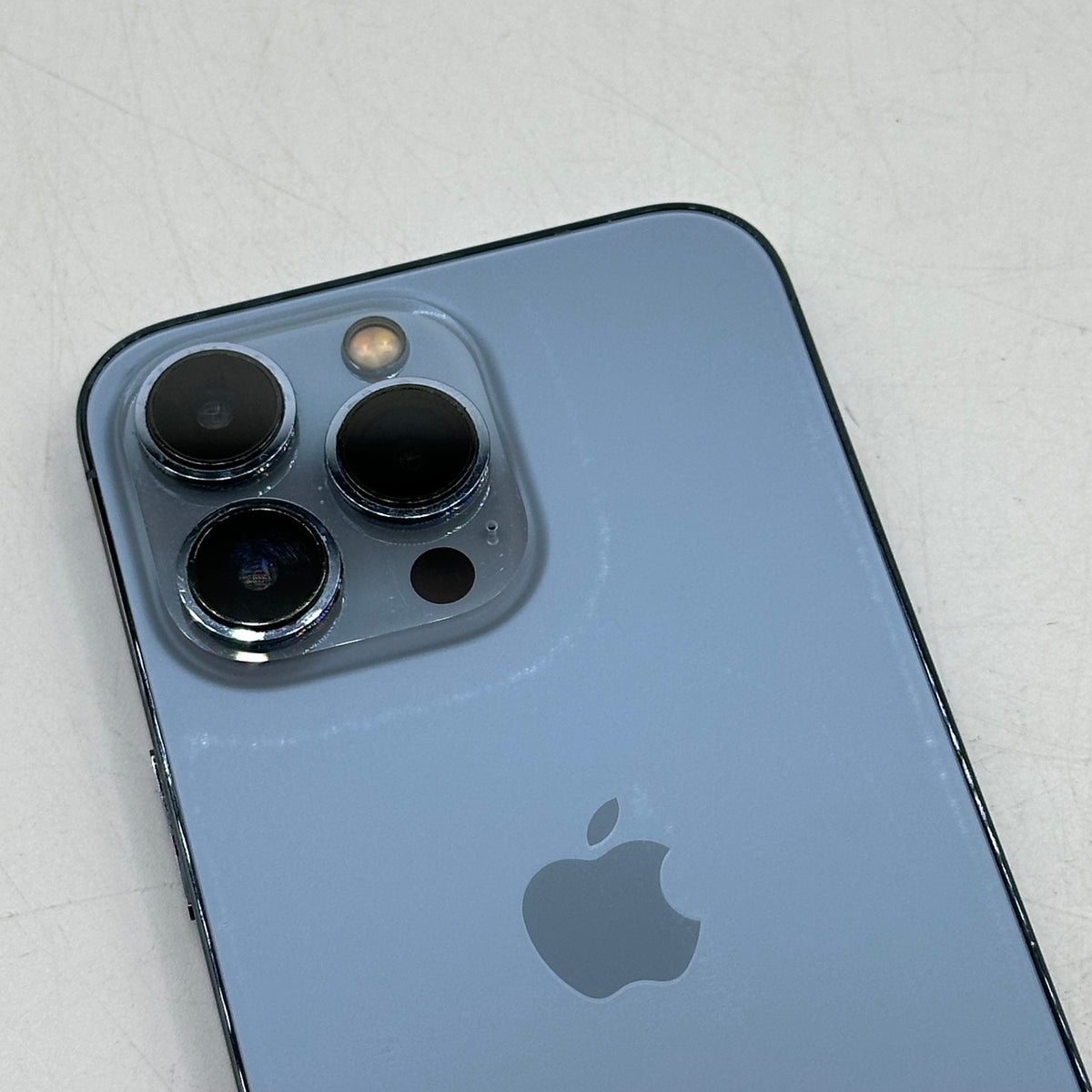 Factory Unlocked Apple iPhone 13 Pro 256GB Sierra Blue MLU03LL/A