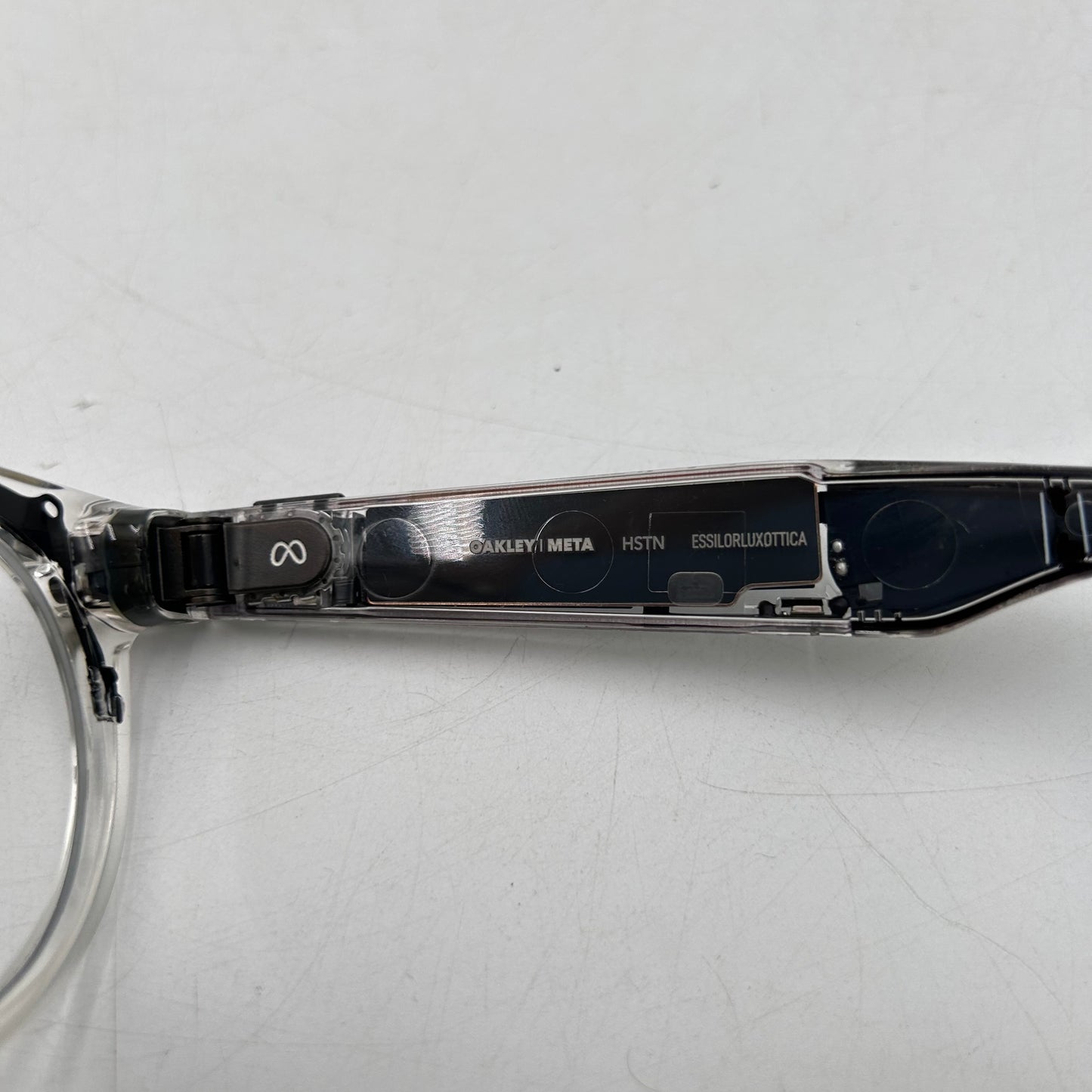 Oakley Meta HSTN Clear Transitions OW8002-02 AI Smart Glasses