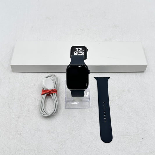 GPS Only Apple Watch SE 1st Gen 44MM Black Aluminum + Black Sport Band A2352