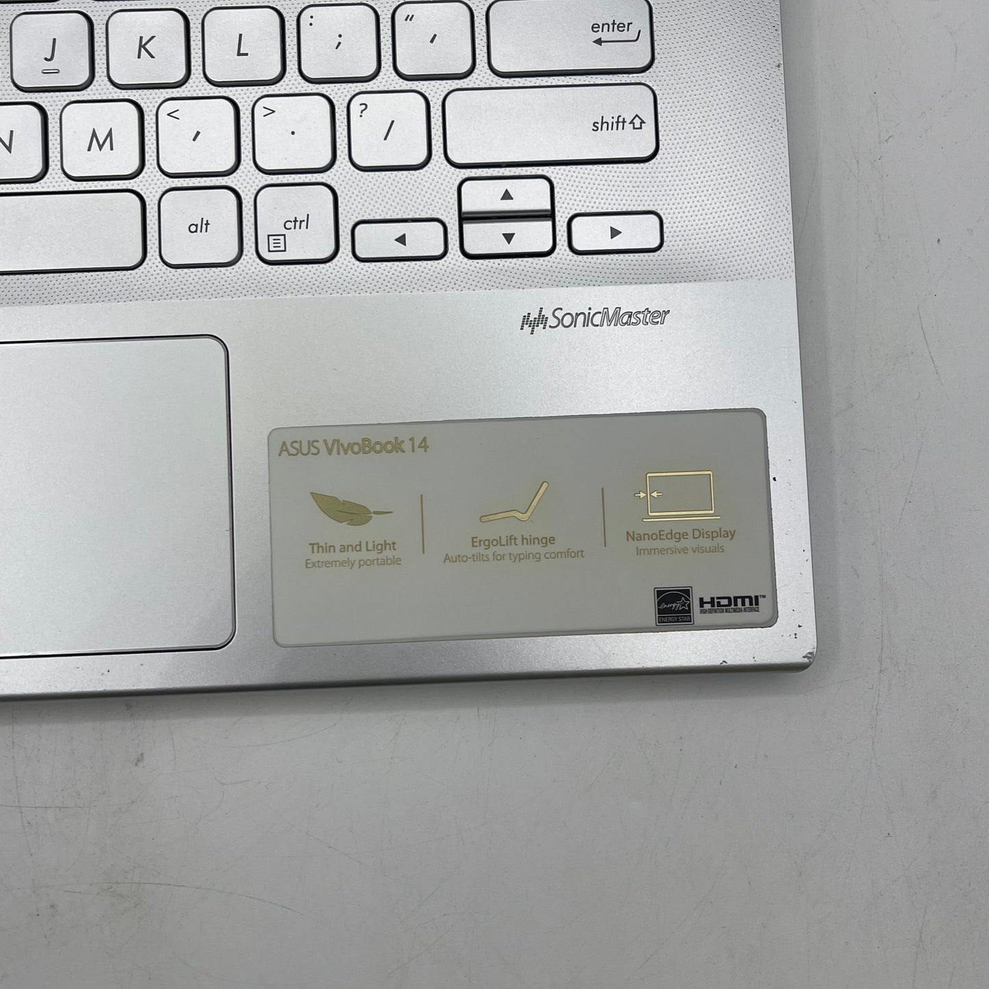 Asus Vivobook 14 X420U 14" i5-8250U 1.6GHz 8GB RAM 128GB SSD