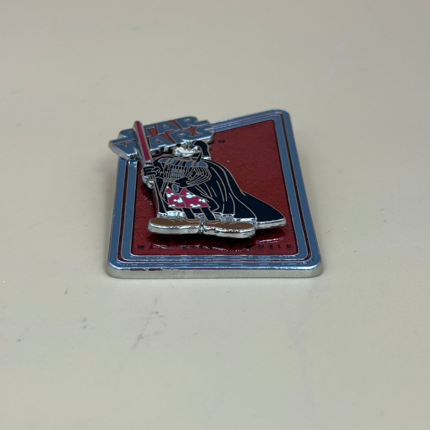 Walt Disney Goofy As Darth Vader Star Wars Weekends LE 1977 Pin