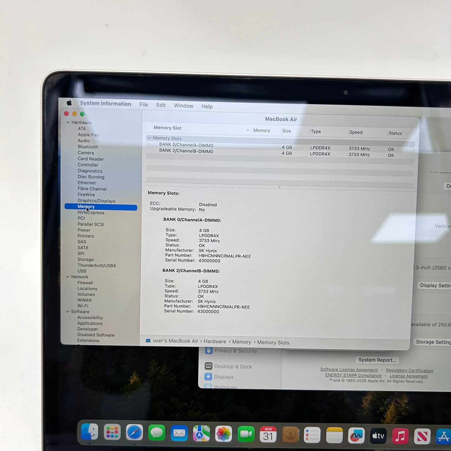 2020 Apple MacBook Air 13.3" i3 1.1GHz 8GB RAM 256GB SSD Space Gray A2179