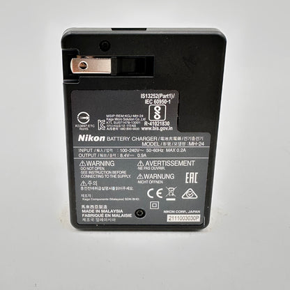 Nikon D3300 24.2MP DSLR Camera 33296SC + AF-S Nikkor 18-55mm Lens