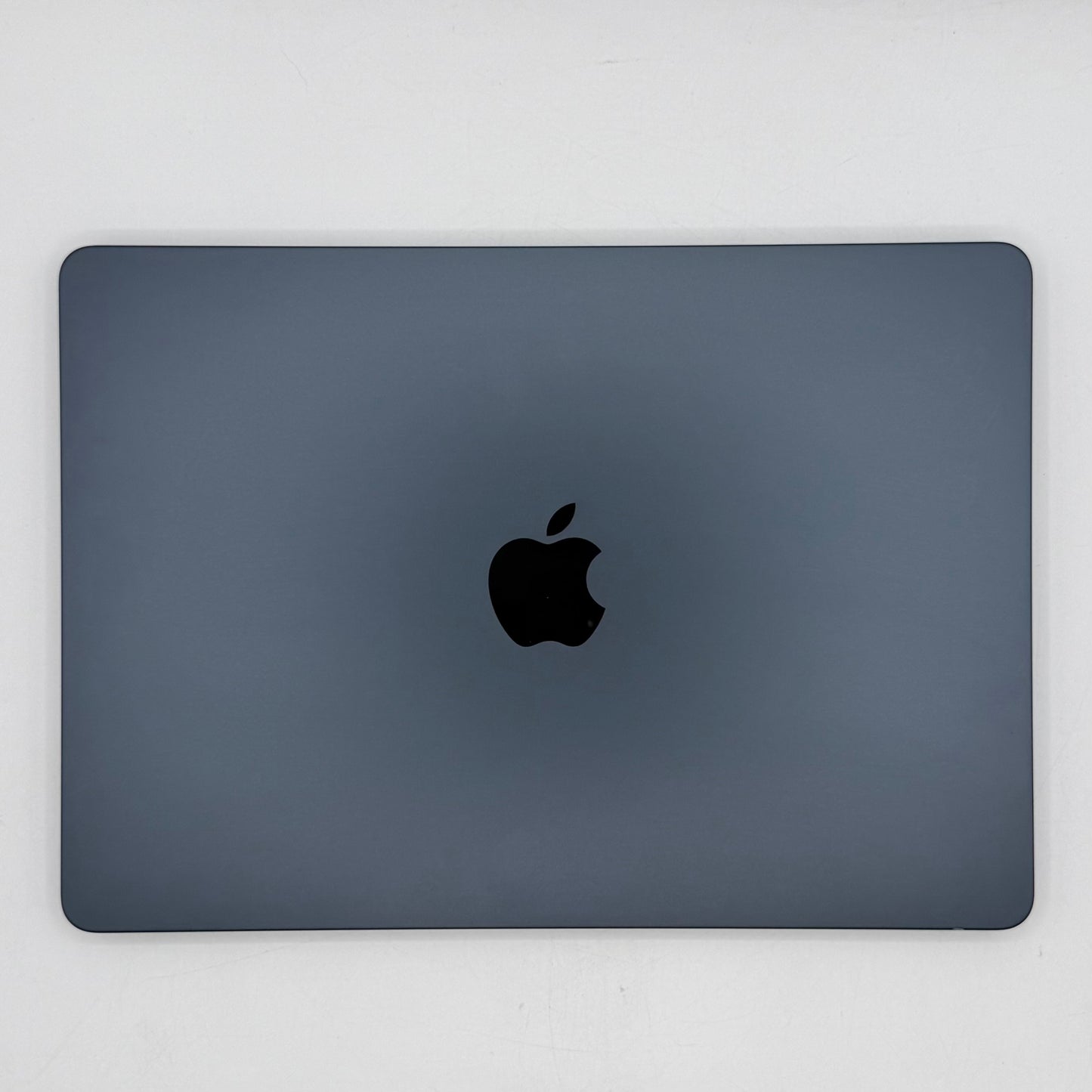 2024 Apple MacBook Air 13.6" M3 8C GPU 4.0GHz 8GB RAM 256GB SSD A3113