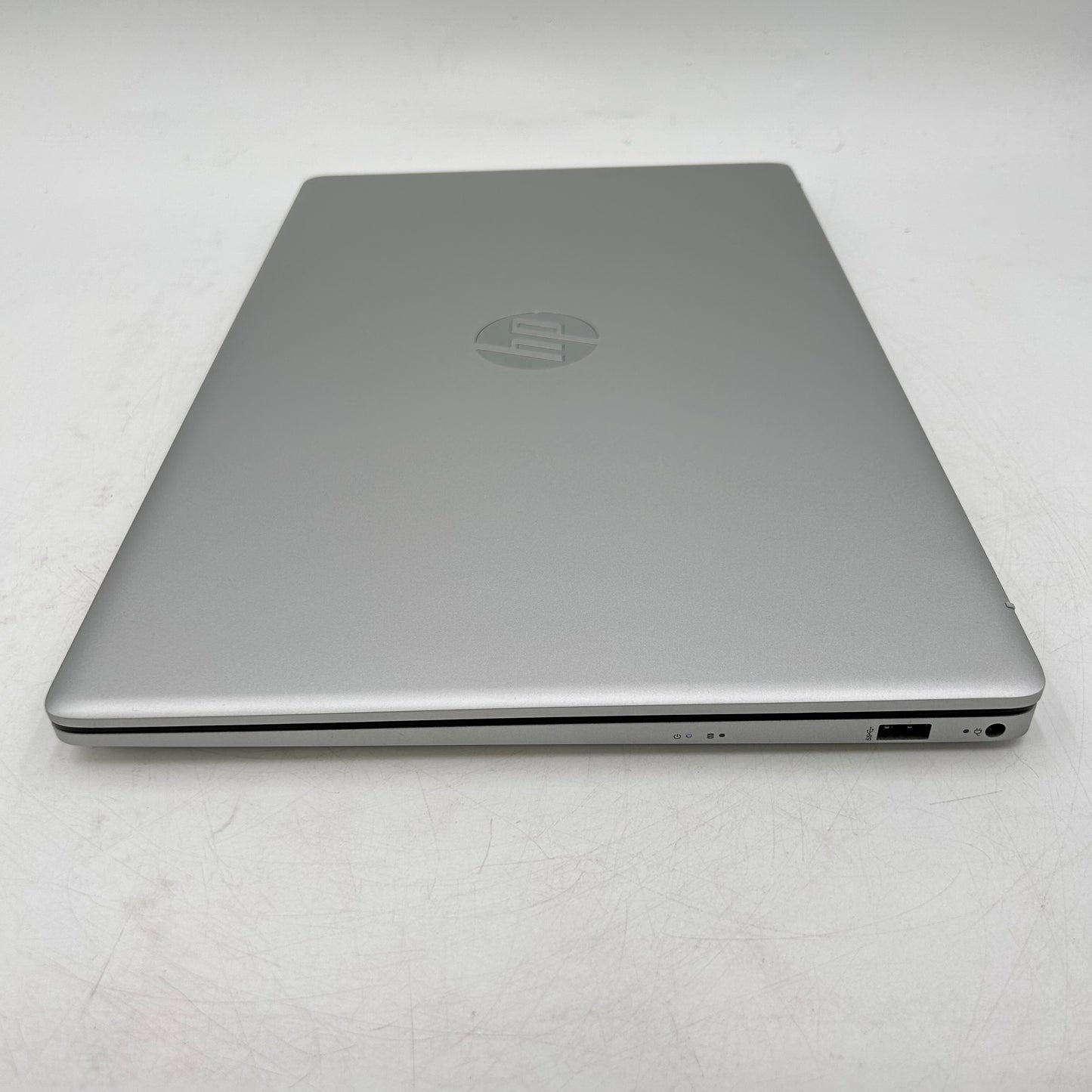 HP Laptop 17-CP2025DX 17" Ryzen 5 7520U 2.8GHz 8GB RAM 512GB SSD