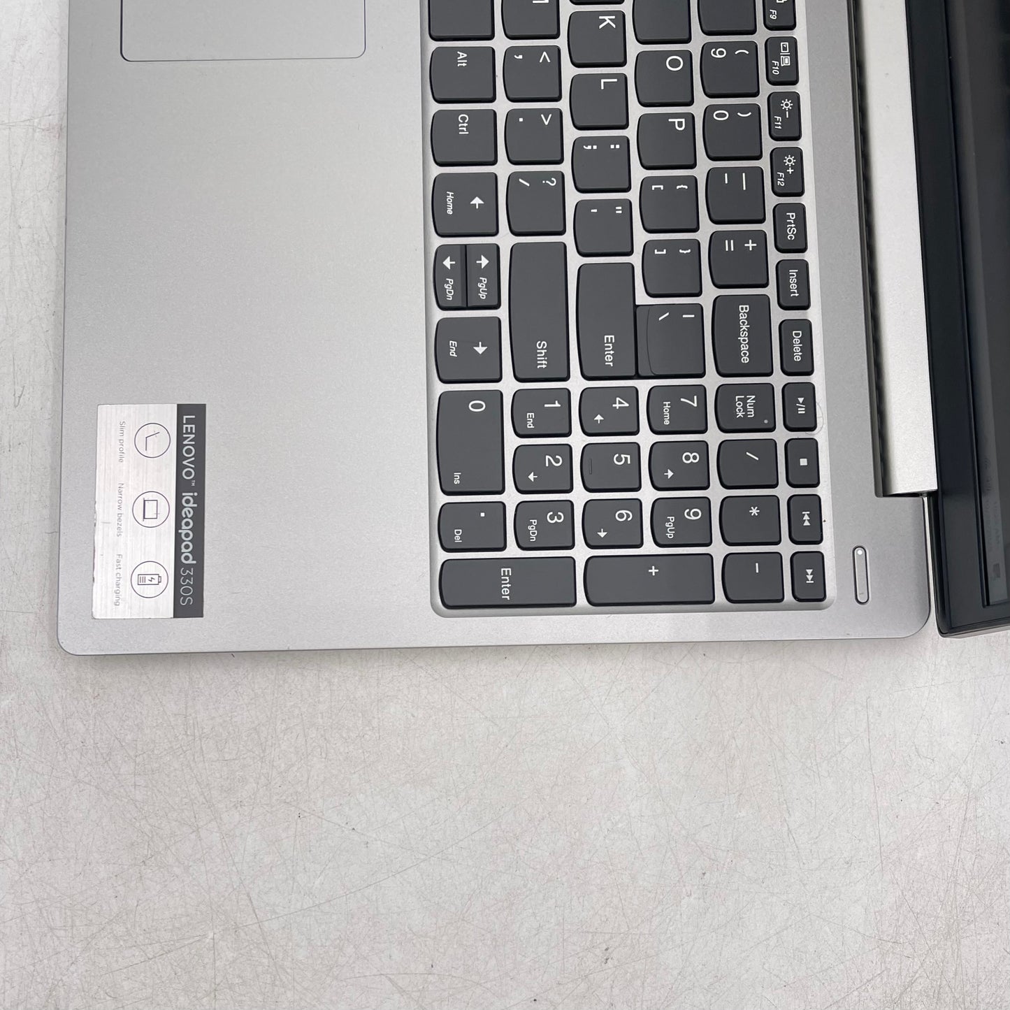 Lenovo IdeaPad 330S 15.6" i3-8130U 2.2GHz 6GB RAM 1TB HDD