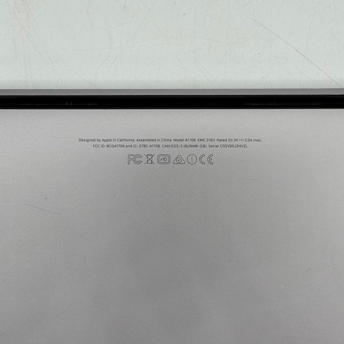 2017 Apple MacBook Pro 13.3" i5 3.1GHz 8GB RAM 256GB SSD Space Gray A1706 READ